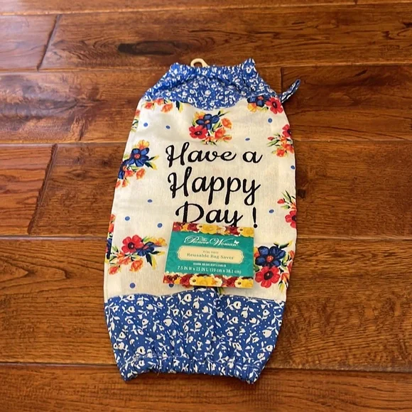 The Pioneer Woman Reusable Bag Saver - Picture 2 of 6